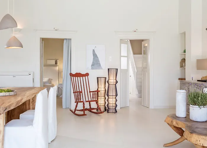 Vila Kampani Sea View *