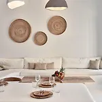 Kampani Mykonos Town